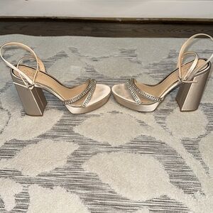 Jewel Badgley Mischka Diamond Bejeweled Platform Heels Ankle Strap Beige 8.5 9
